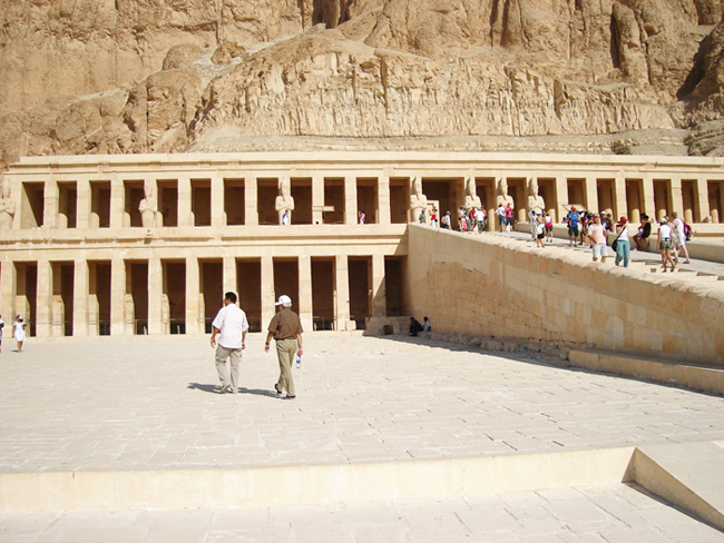 Hatshepsut Temple (El Dier El Bahari)